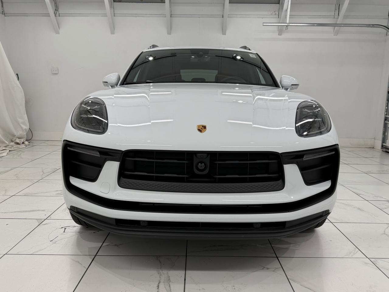 2026 Porsche Macan Newark DE