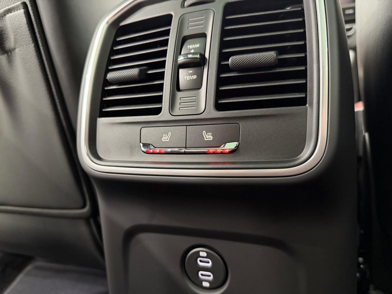 2026 Porsche Macan Newark DE