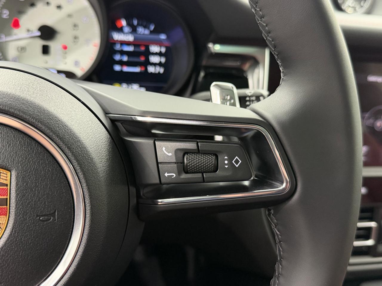 2026 Porsche Macan Newark DE