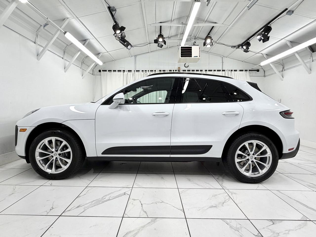 2026 Porsche Macan Newark DE