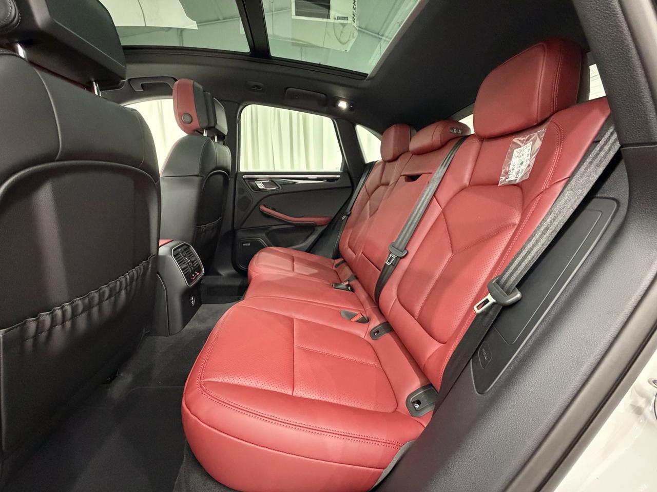 2026 Porsche Macan Newark DE