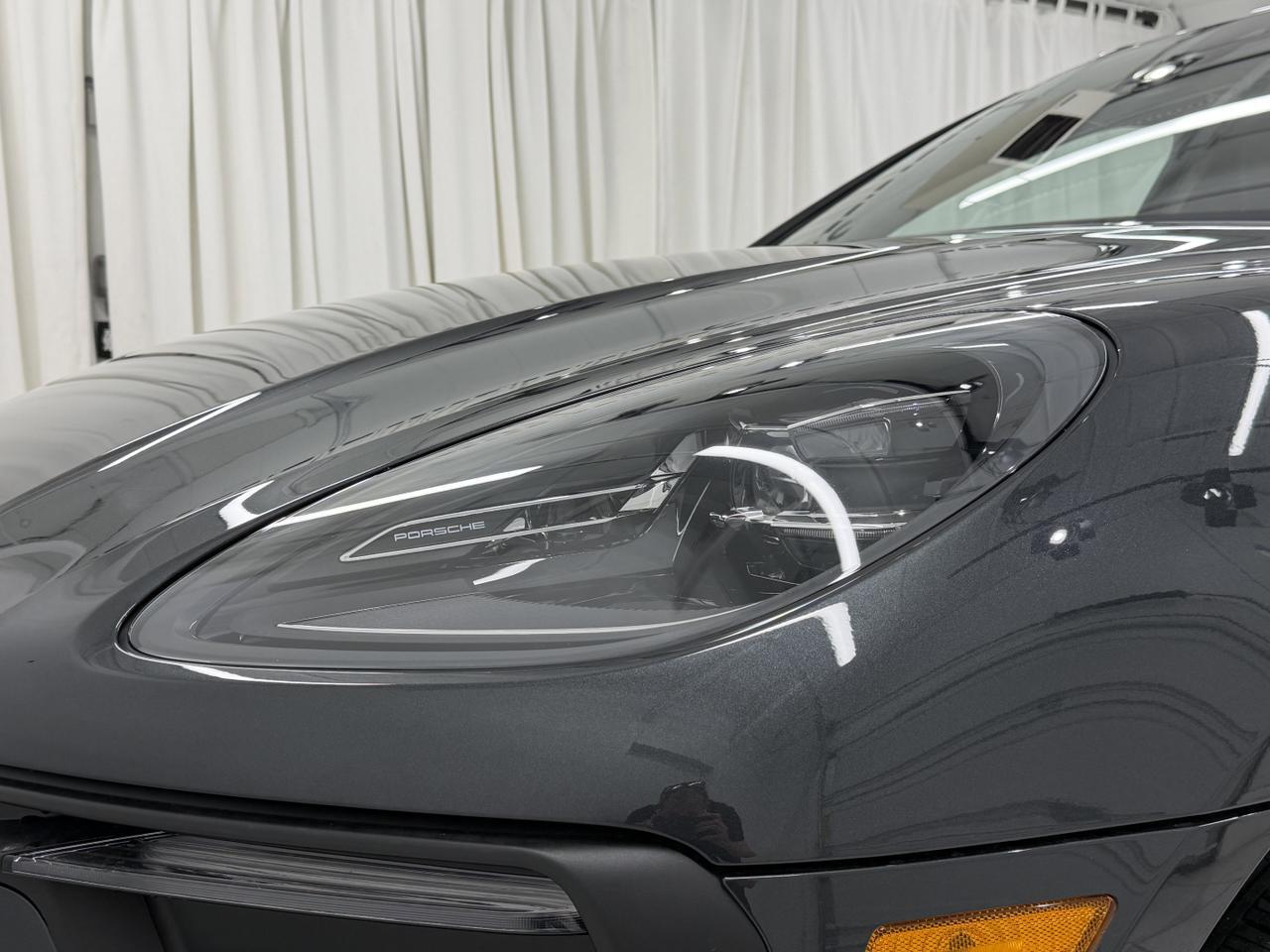 2026 Porsche Macan Newark DE