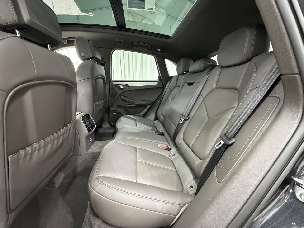 2026 Porsche Macan Newark DE