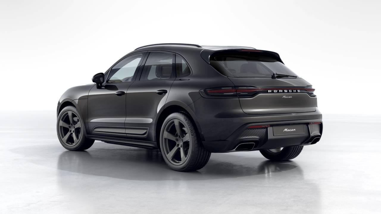 2026 Porsche Macan Newark DE