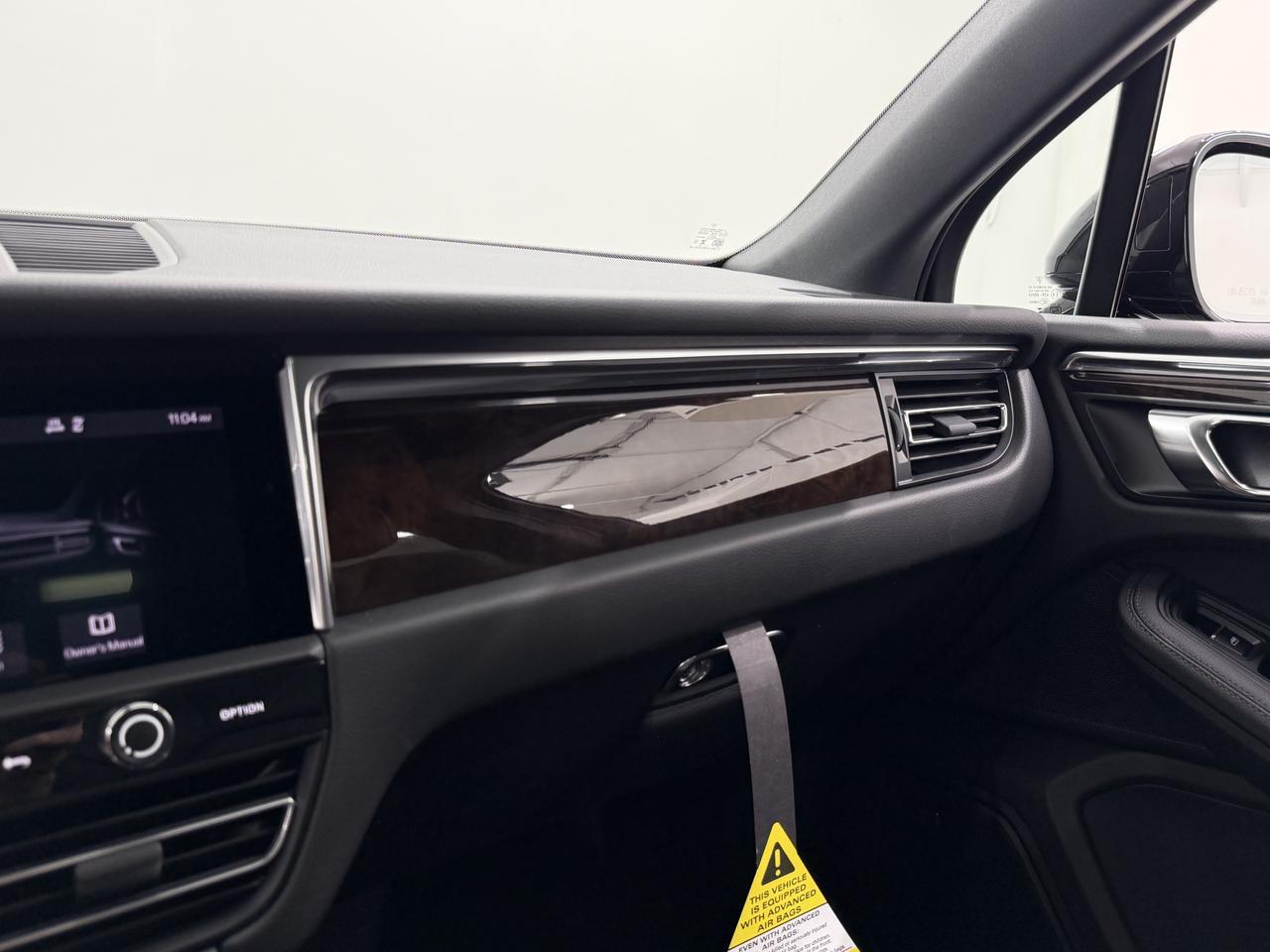 2026 Porsche Macan Newark DE
