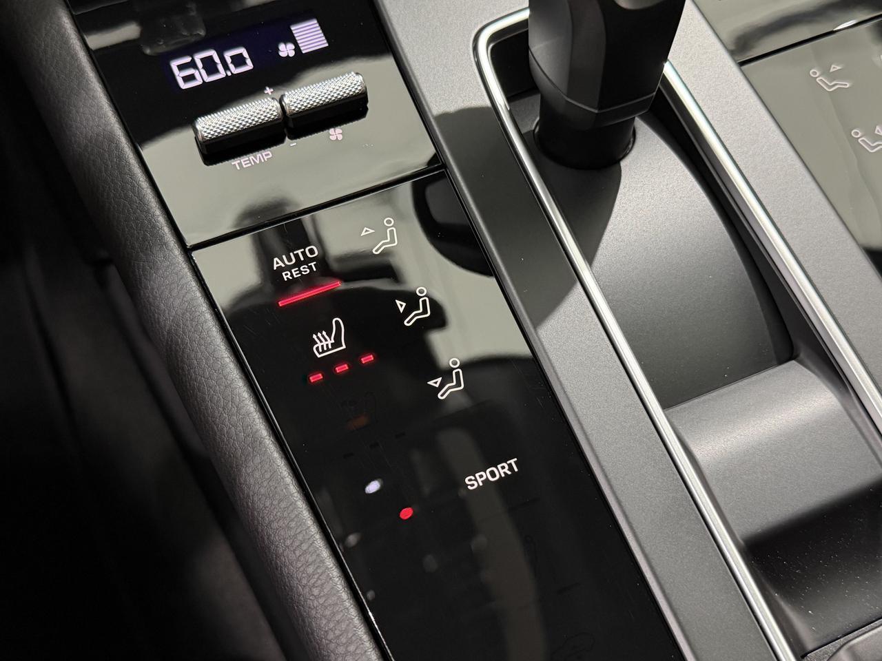 2026 Porsche Macan Newark DE