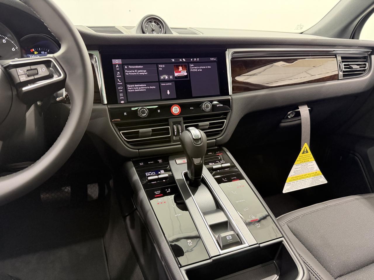 2026 Porsche Macan Newark DE
