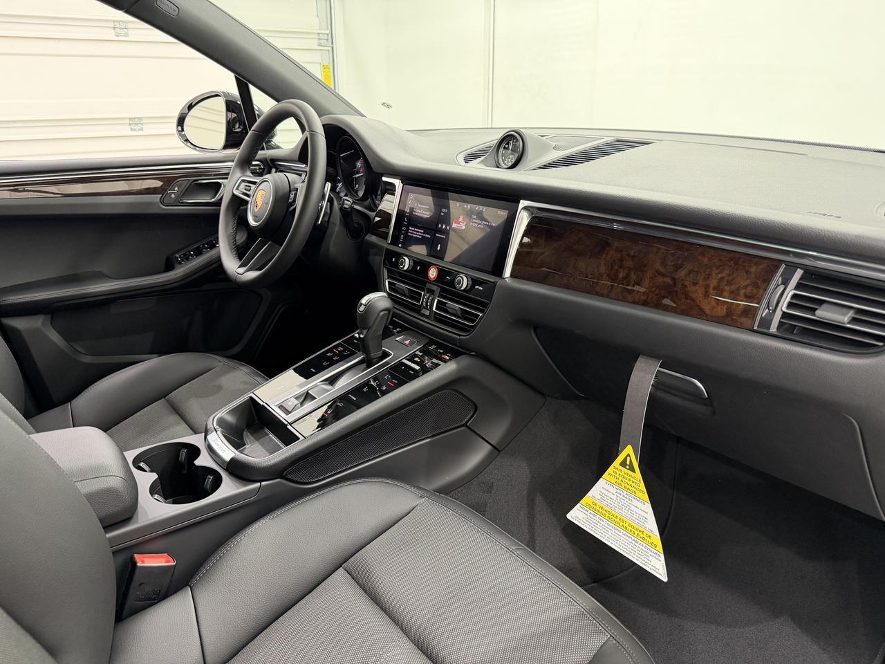 2026 Porsche Macan Newark DE