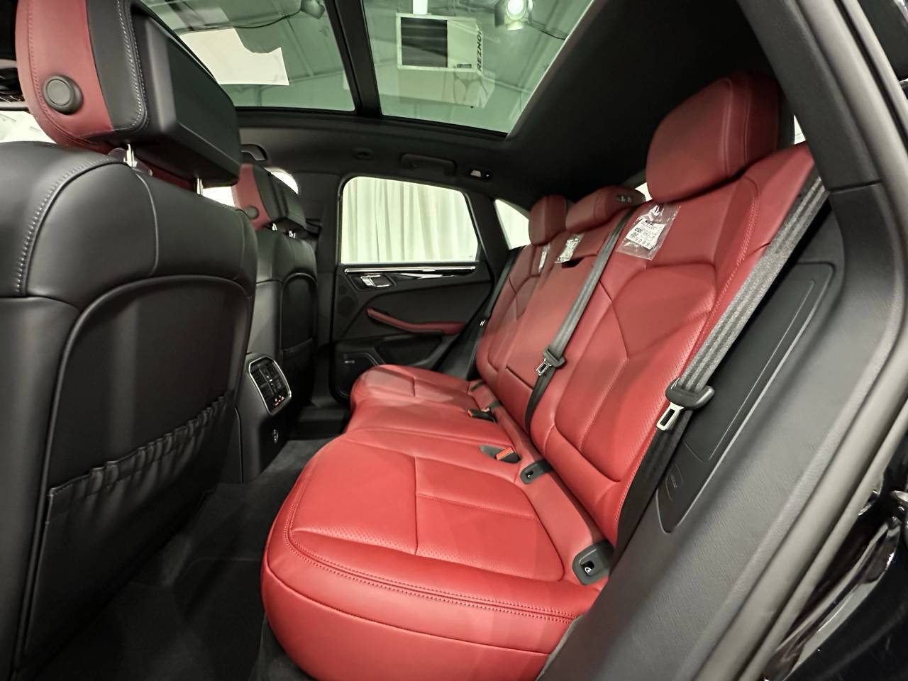 2026 Porsche Macan Newark DE