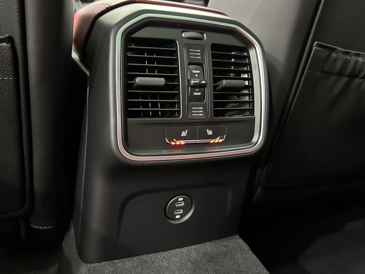 2026 Porsche Macan Newark DE