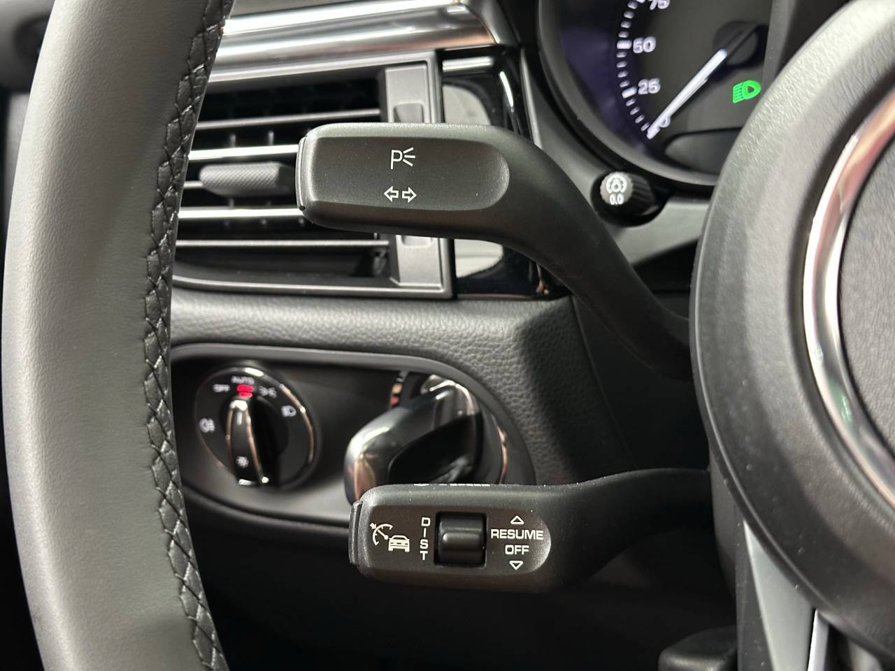 2026 Porsche Macan Newark DE