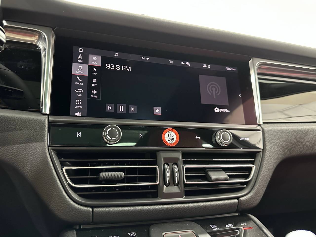 2026 Porsche Macan Newark DE
