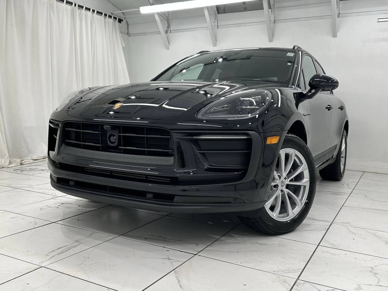 2026 Porsche Macan Newark DE