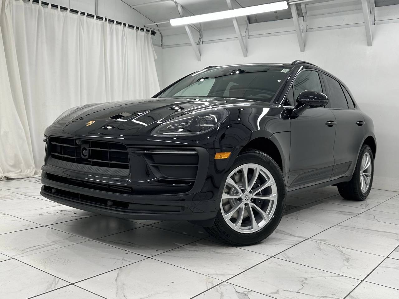2026 Porsche Macan Newark DE