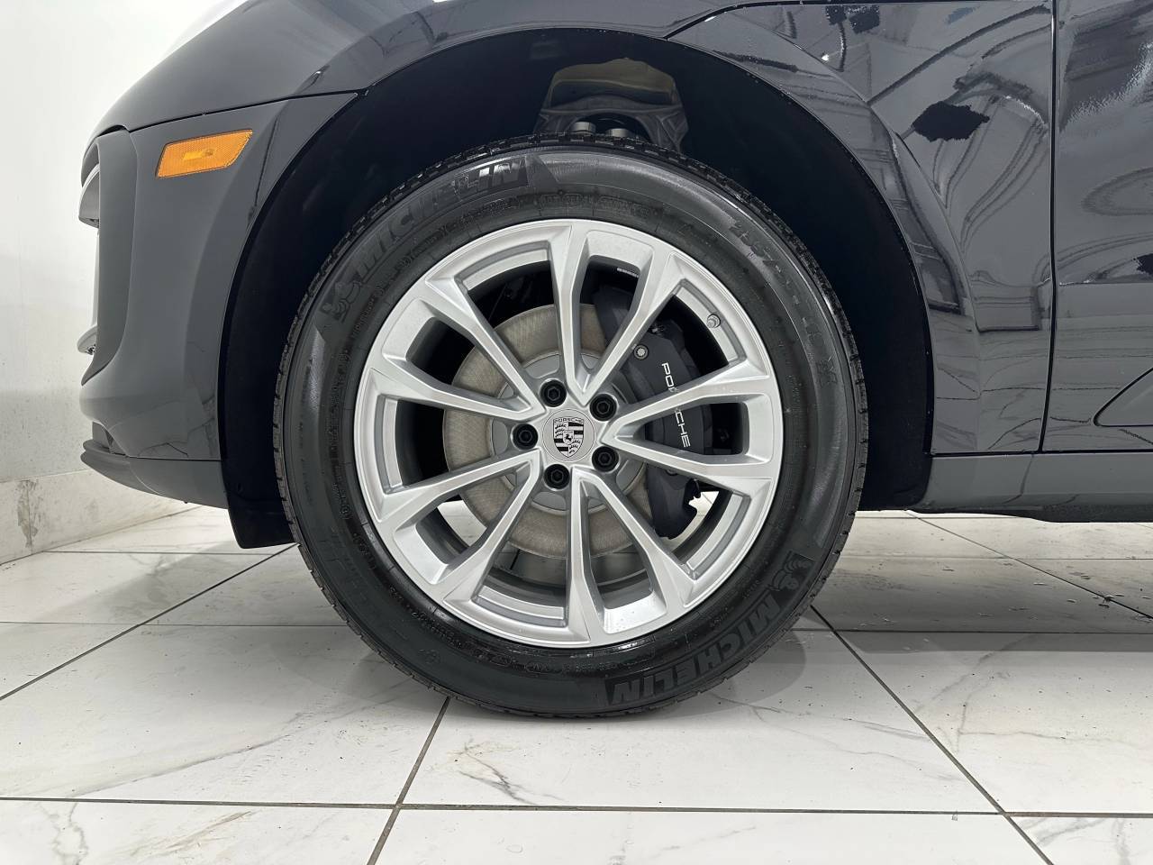 2026 Porsche Macan Newark DE