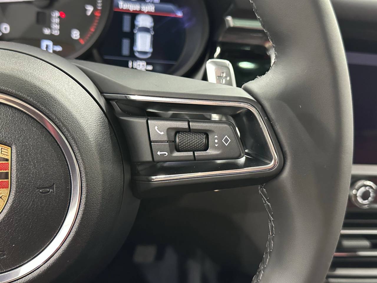 2026 Porsche Macan Newark DE