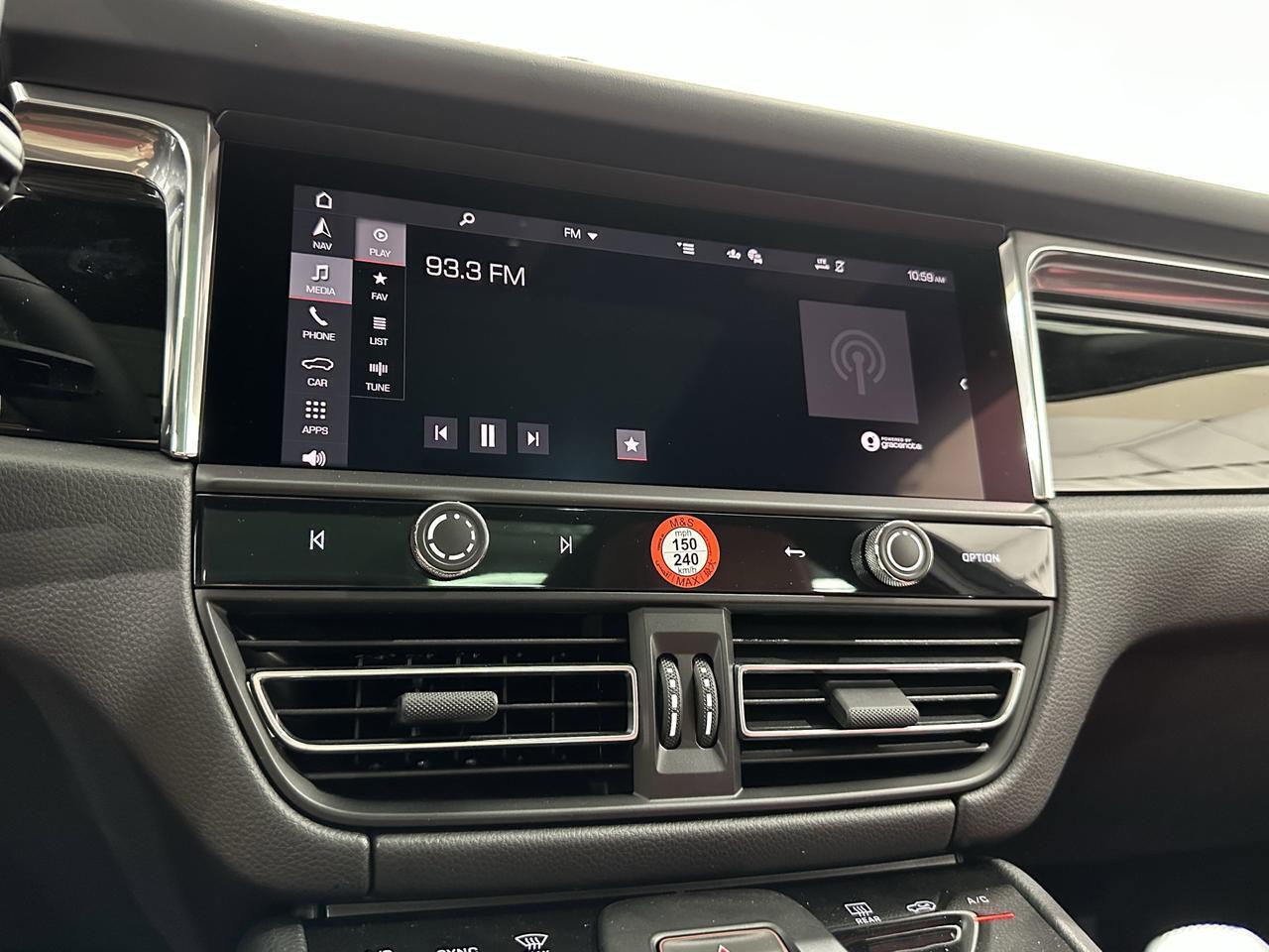 2026 Porsche Macan Newark DE