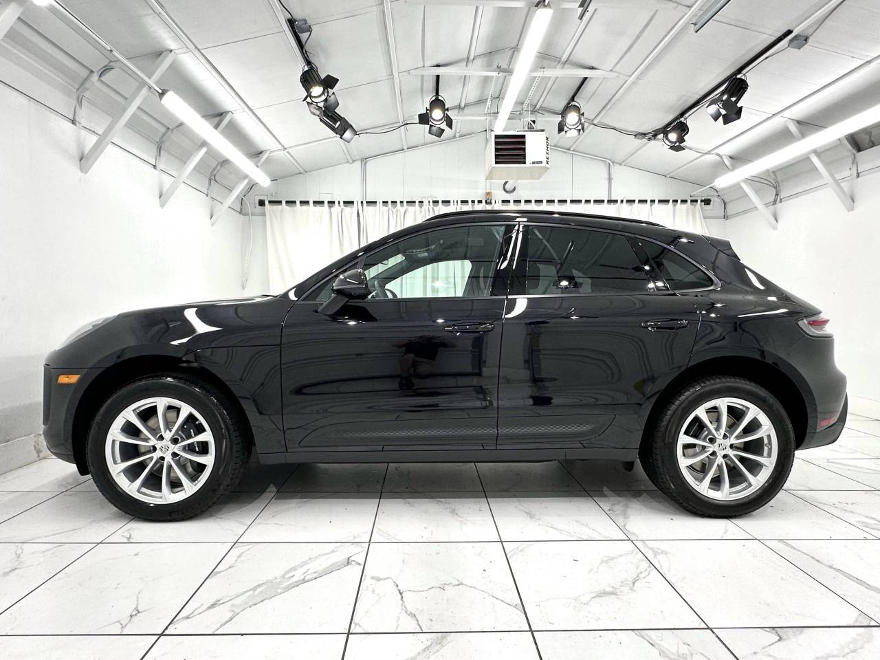 2026 Porsche Macan Newark DE