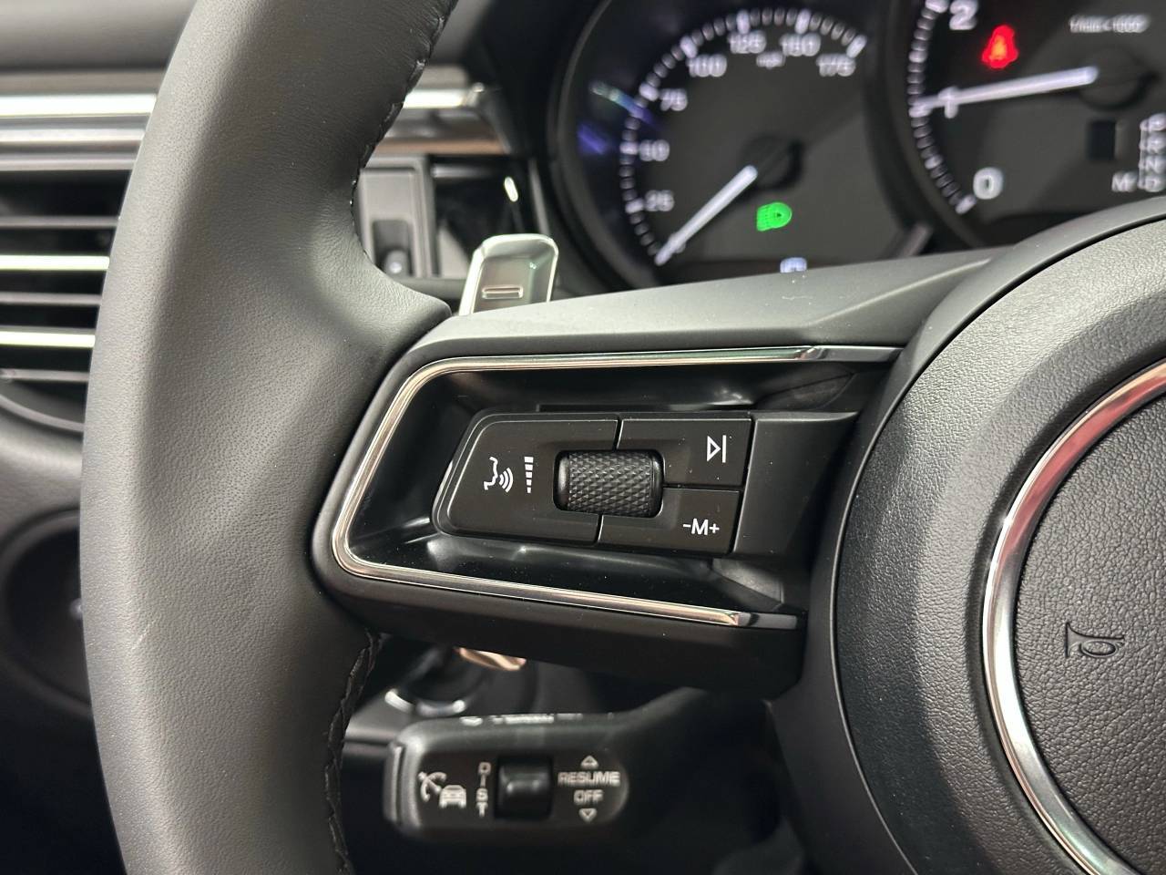 2026 Porsche Macan Newark DE