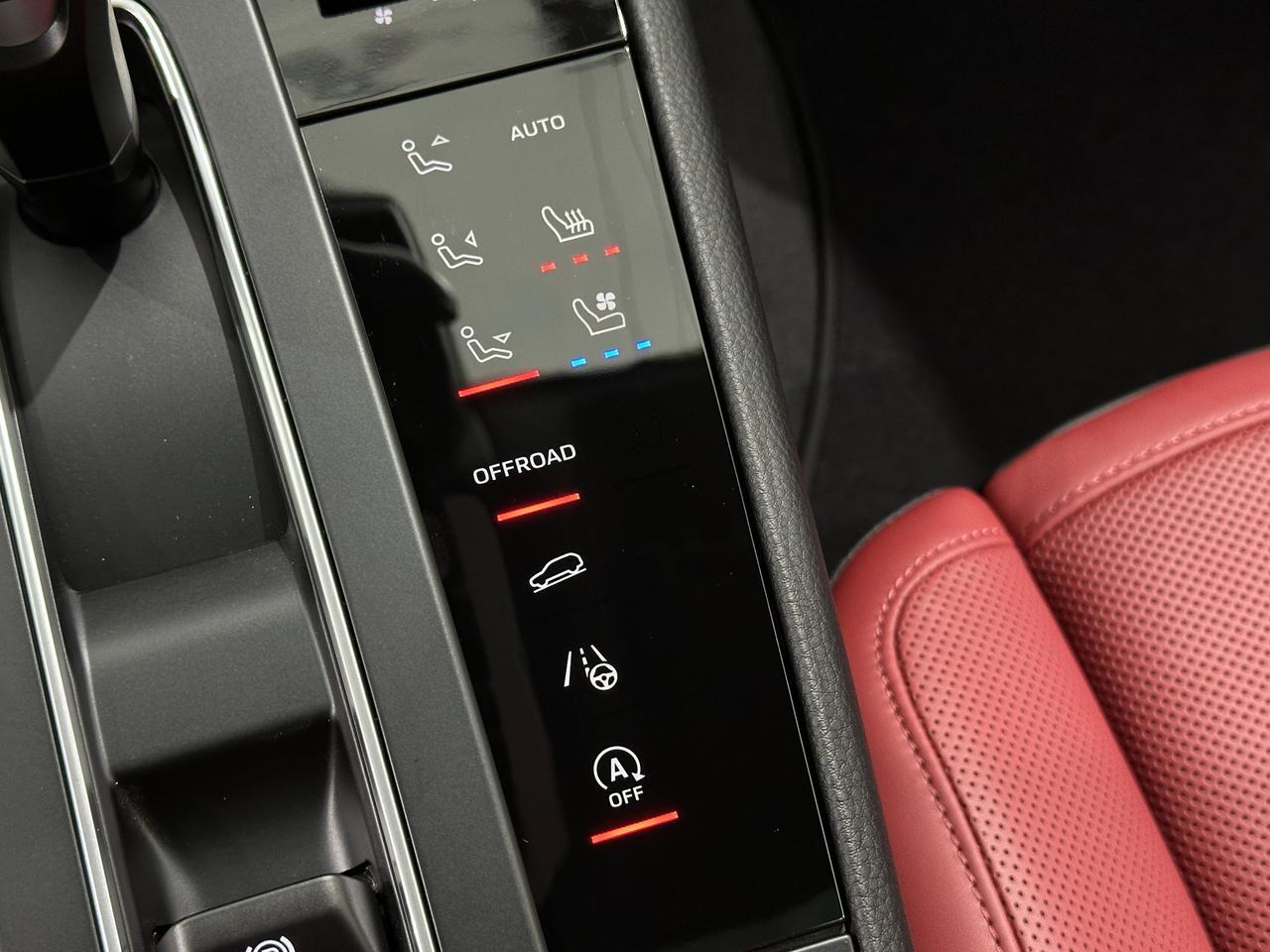 2026 Porsche Macan Newark DE