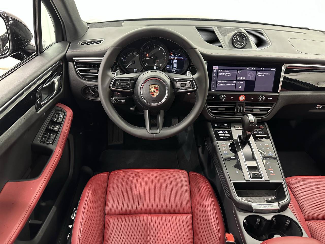 2026 Porsche Macan Newark DE