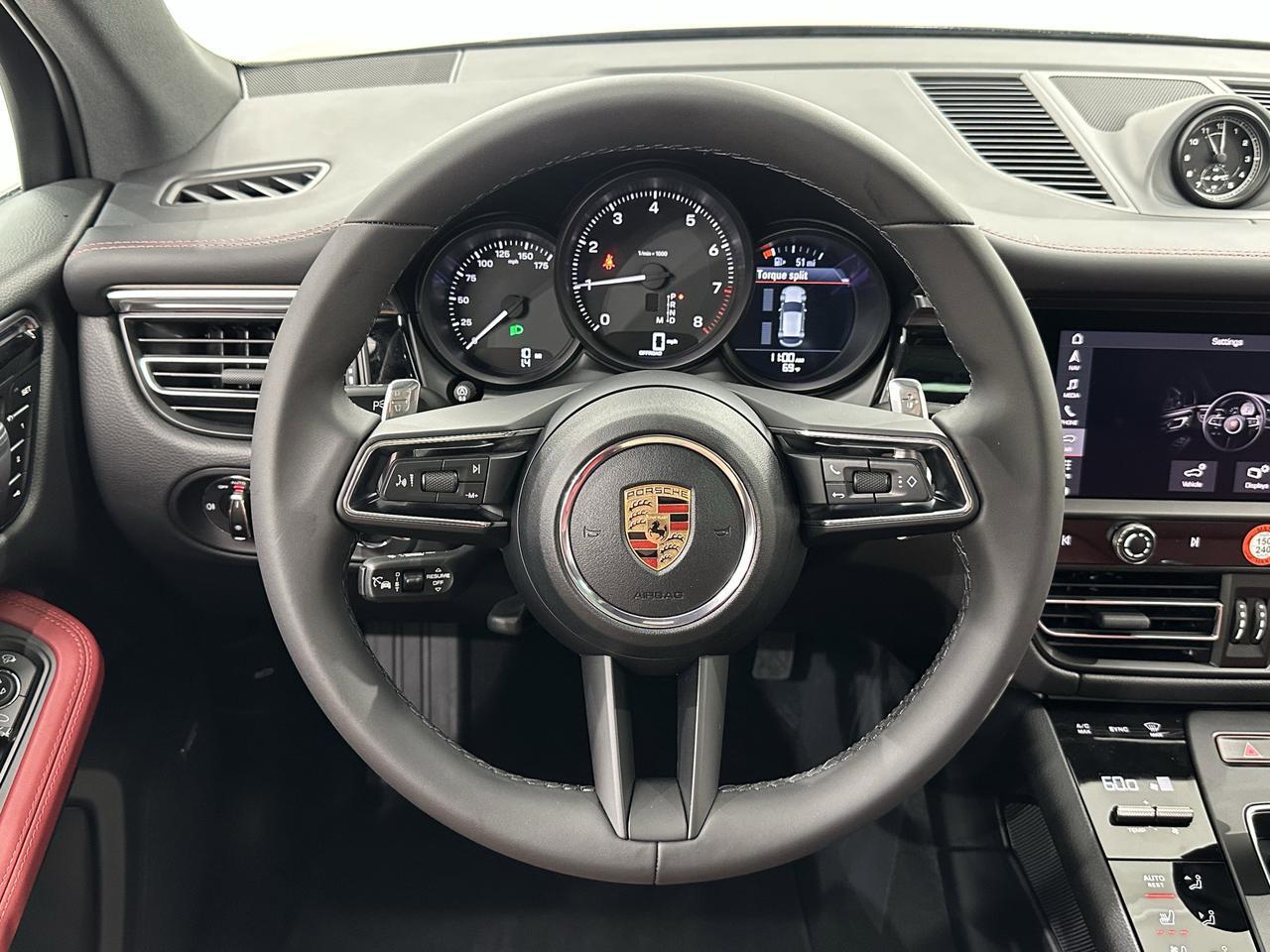 2026 Porsche Macan Newark DE