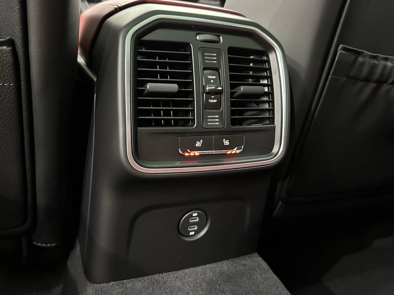 2026 Porsche Macan Newark DE