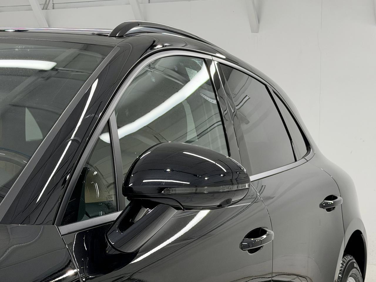 2026 Porsche Macan Newark DE