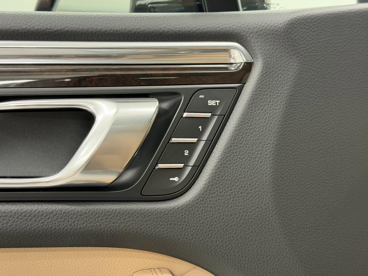 2026 Porsche Macan Newark DE