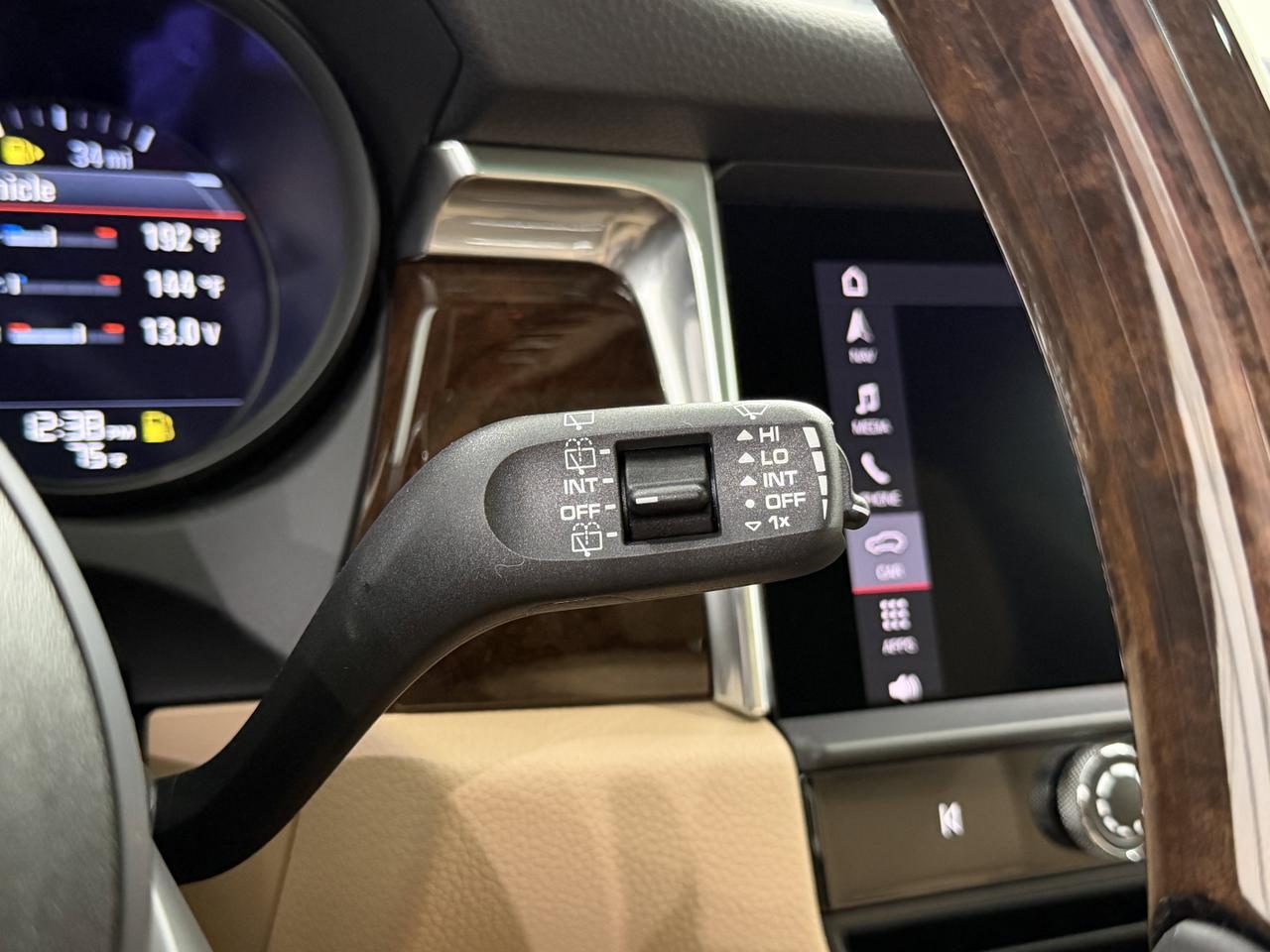 2026 Porsche Macan Newark DE