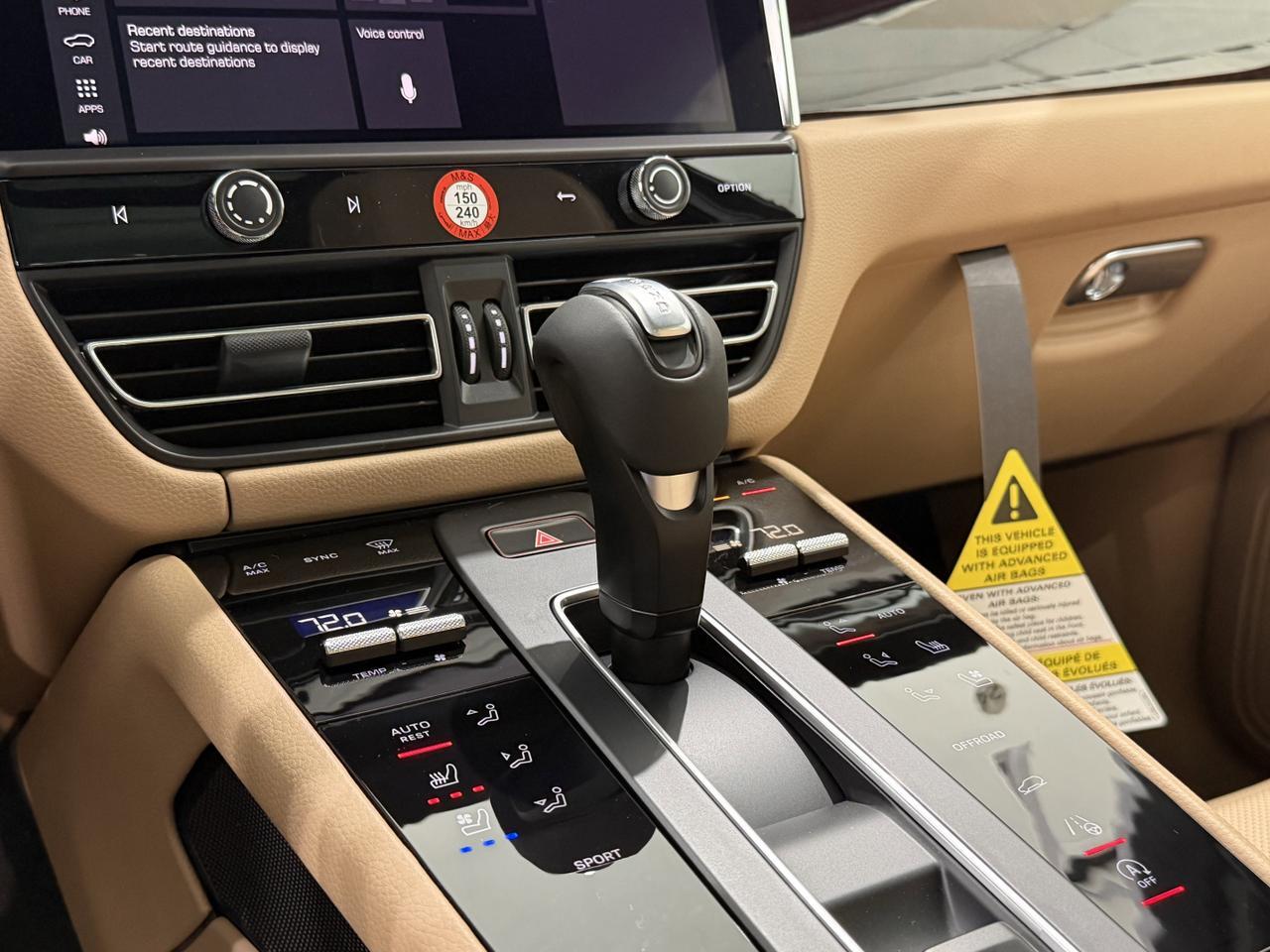 2026 Porsche Macan Newark DE