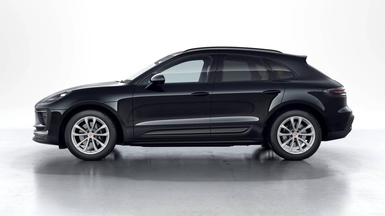 2026 Porsche Macan Newark DE