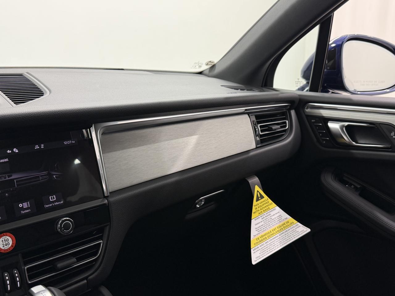 2026 Porsche Macan Newark DE