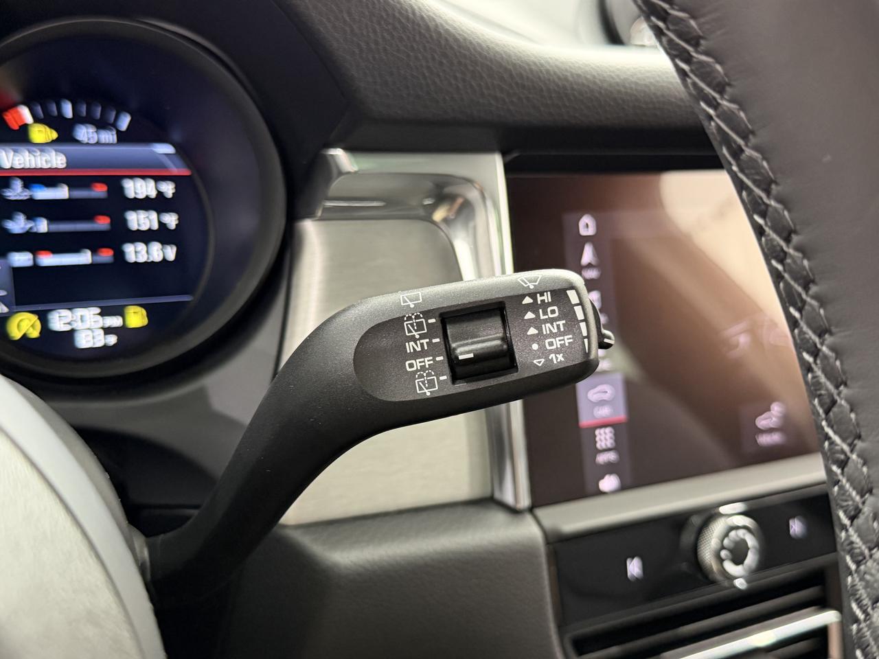 2026 Porsche Macan Newark DE