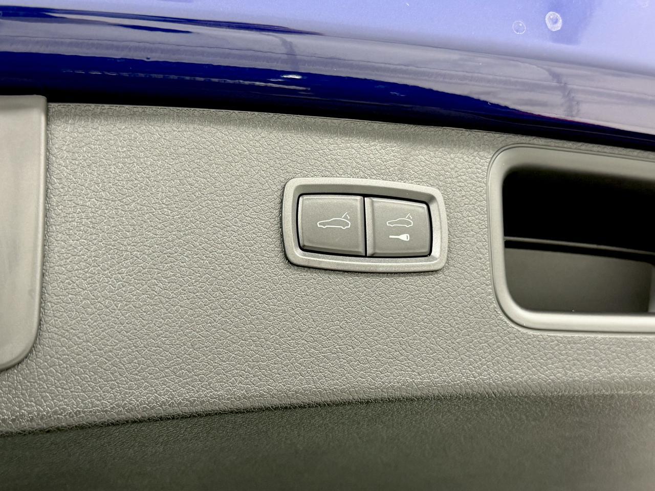 2026 Porsche Macan Newark DE
