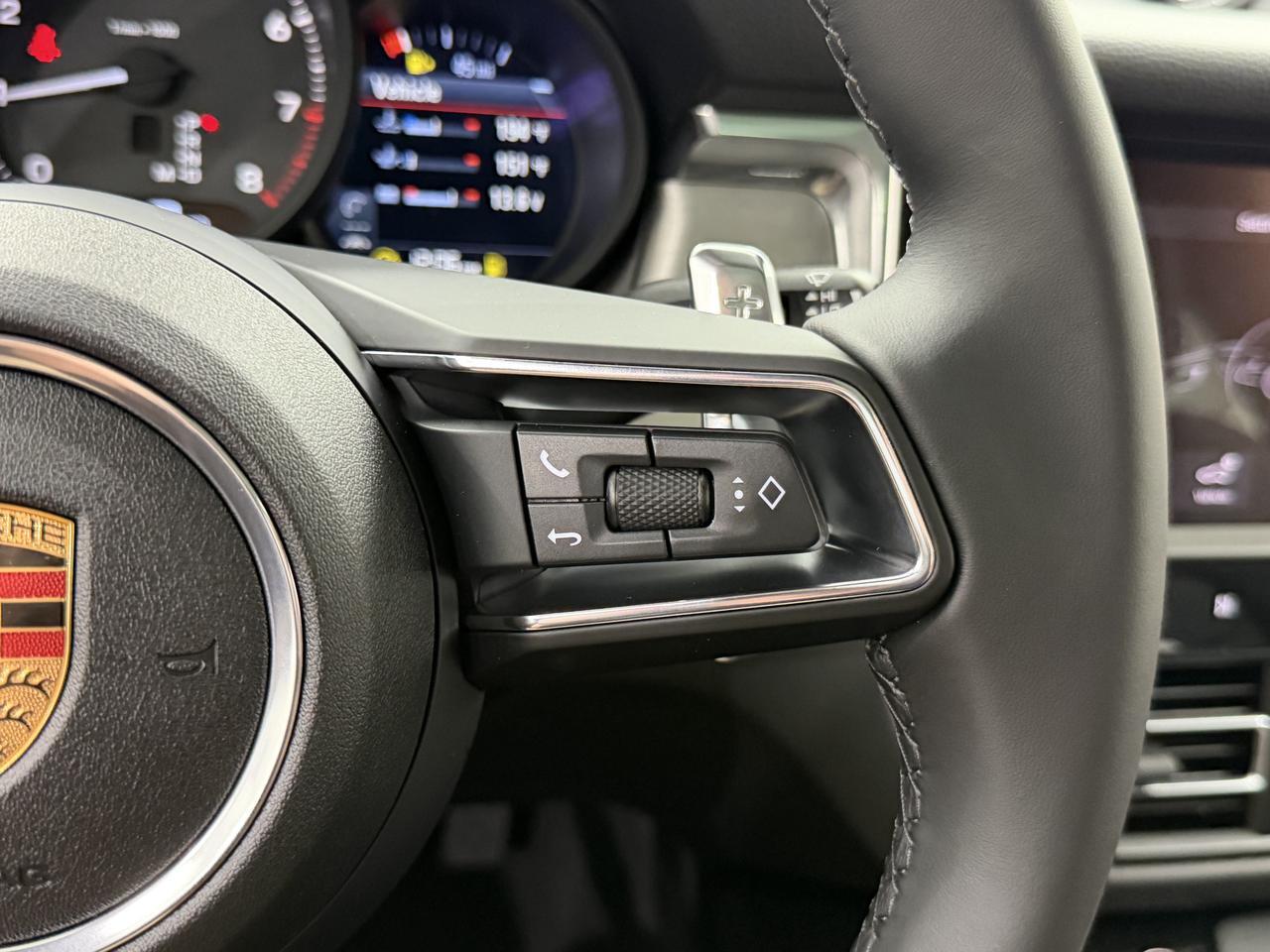 2026 Porsche Macan Newark DE