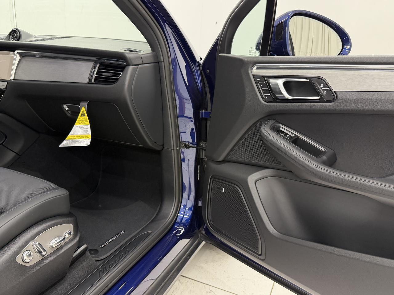 2026 Porsche Macan Newark DE