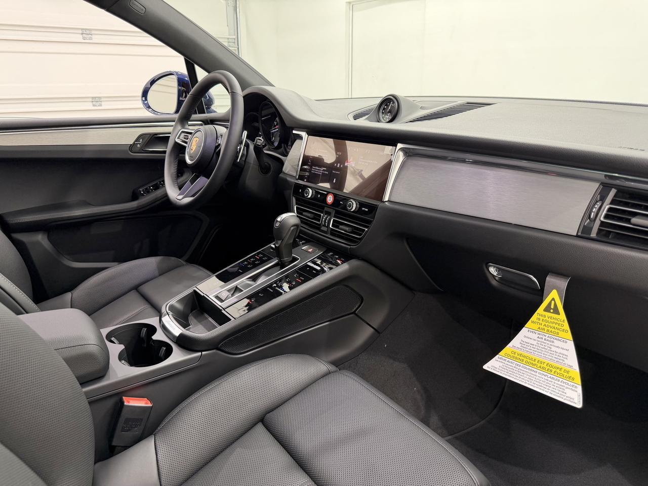 2026 Porsche Macan Newark DE