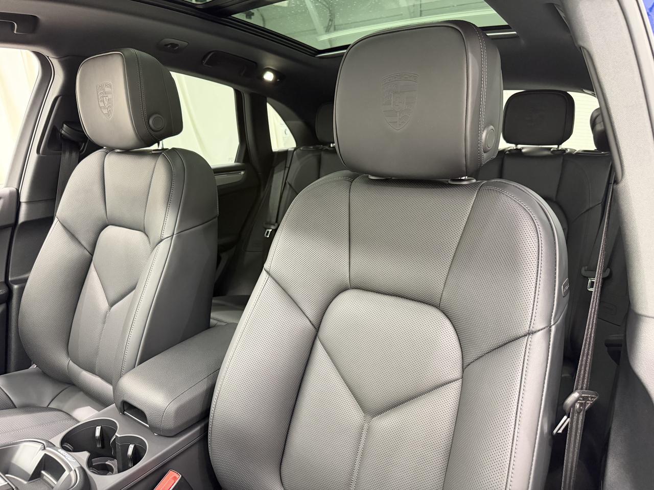 2026 Porsche Macan Newark DE