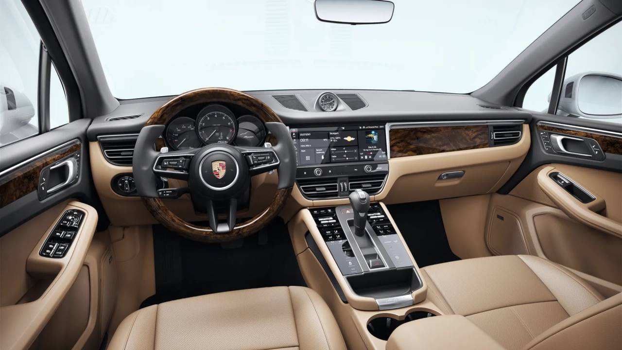 2026 Porsche Macan Newark DE