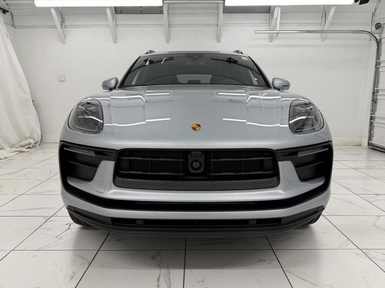 2026 Porsche Macan Newark DE