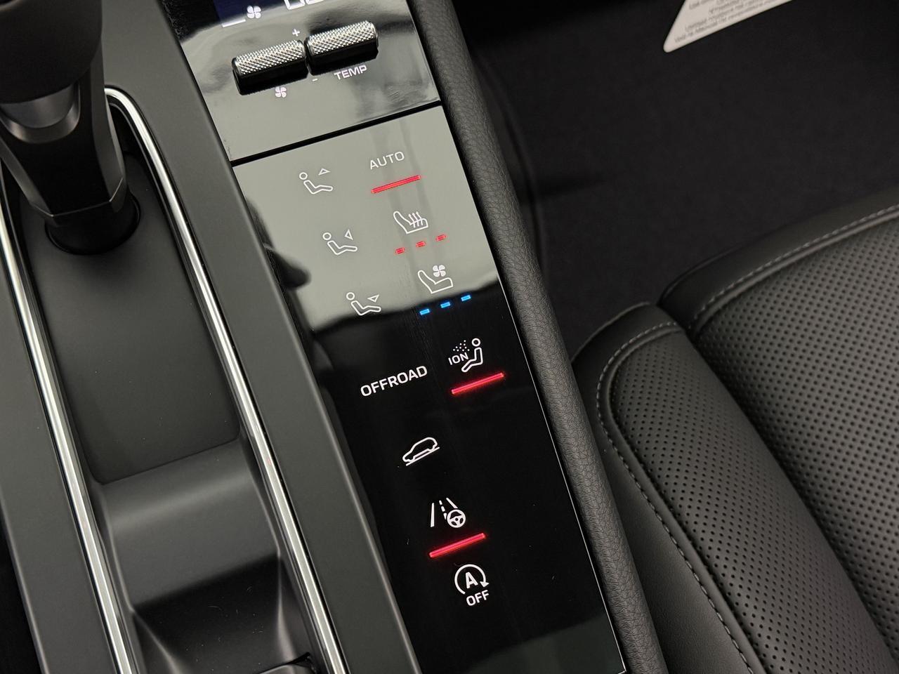 2026 Porsche Macan Newark DE