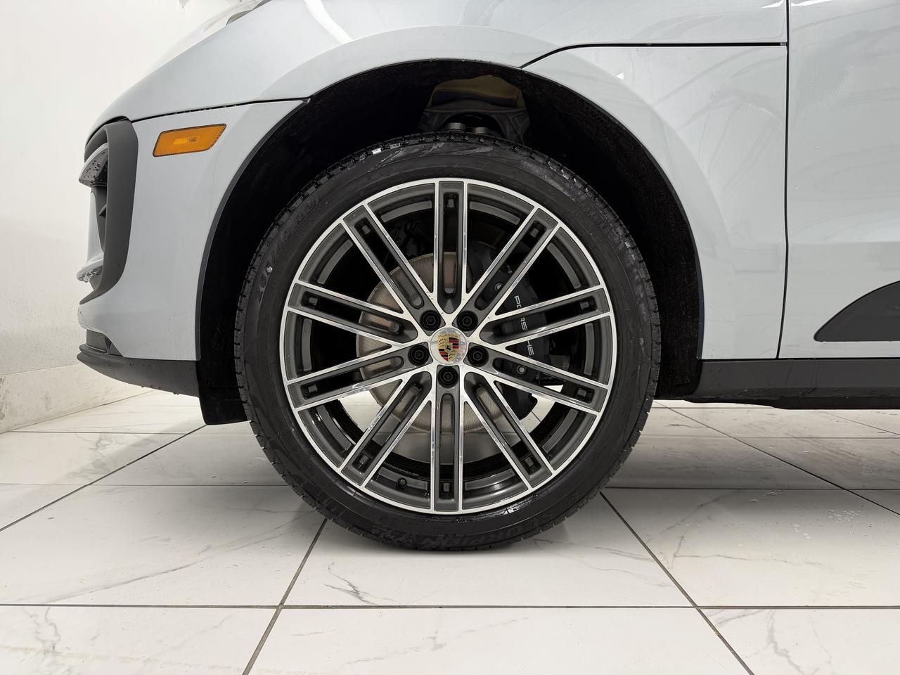 2026 Porsche Macan Newark DE