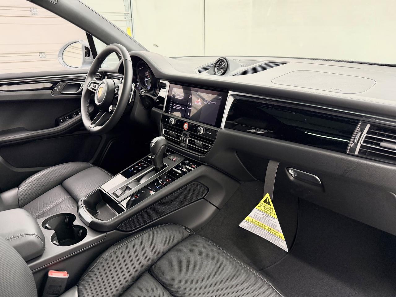 2026 Porsche Macan Newark DE
