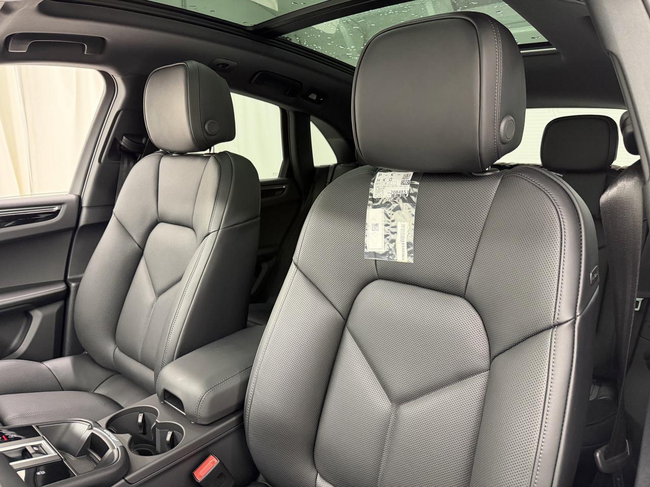 2026 Porsche Macan Newark DE