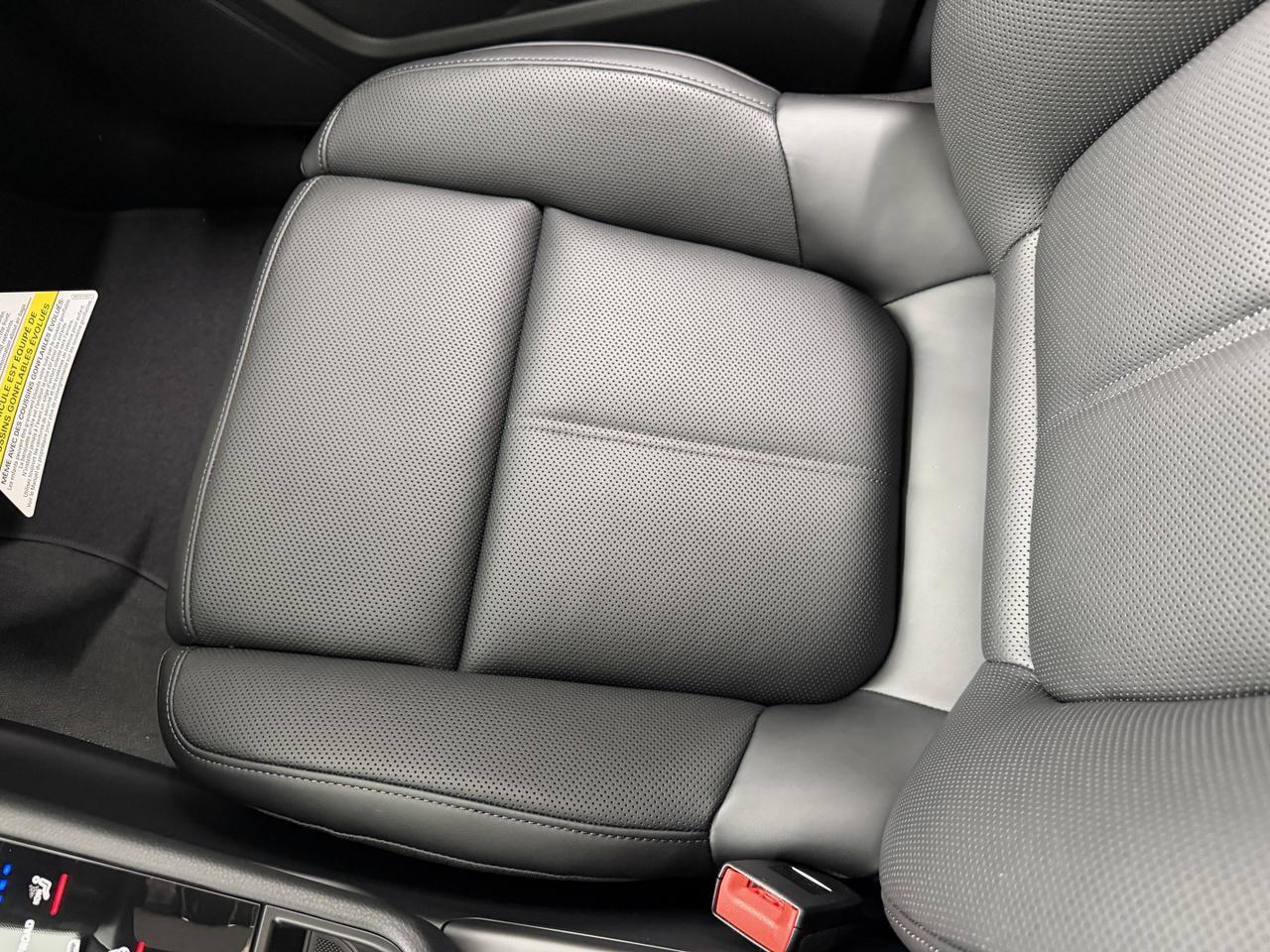 2026 Porsche Macan Newark DE