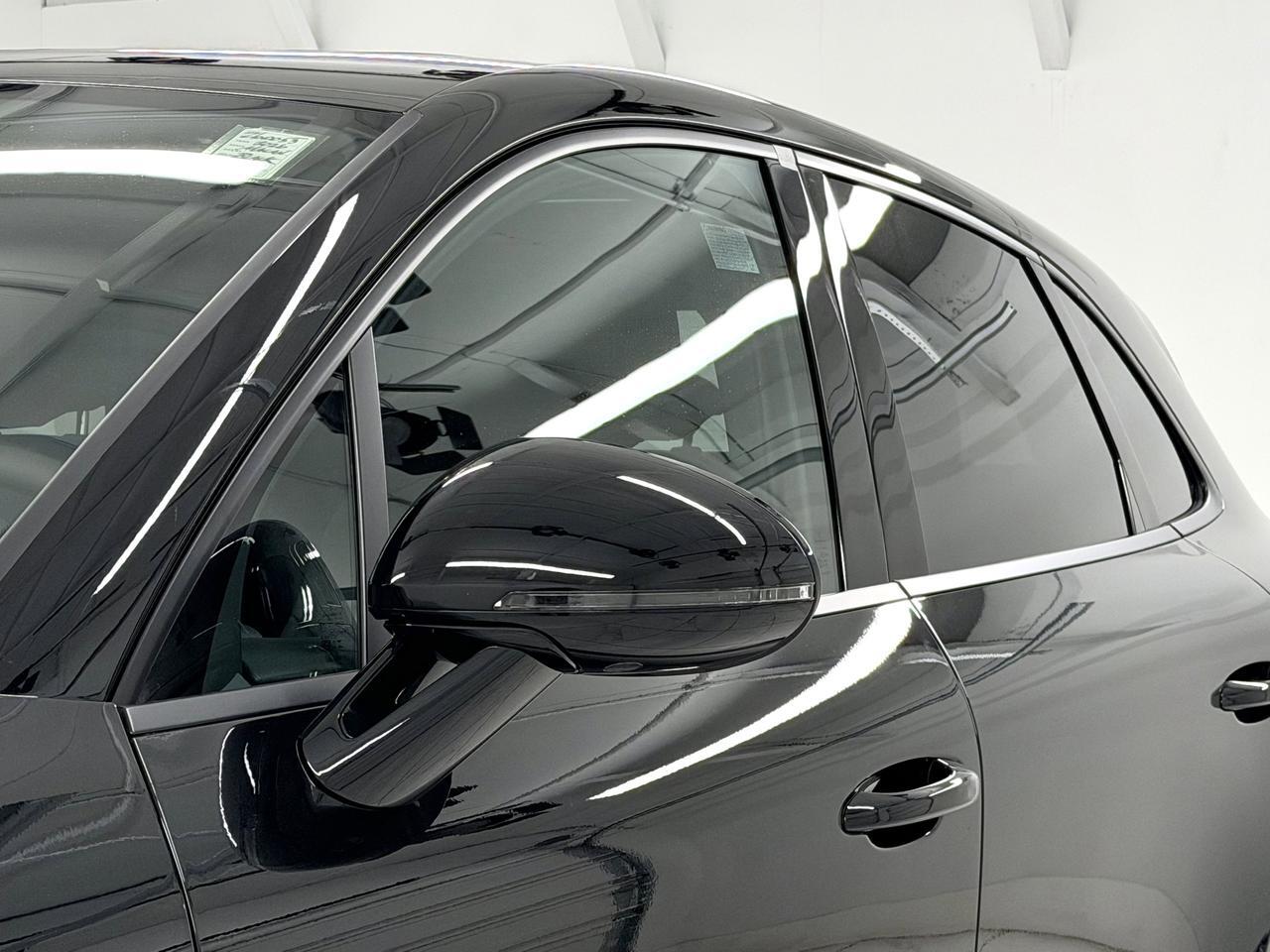 2026 Porsche Macan Newark DE