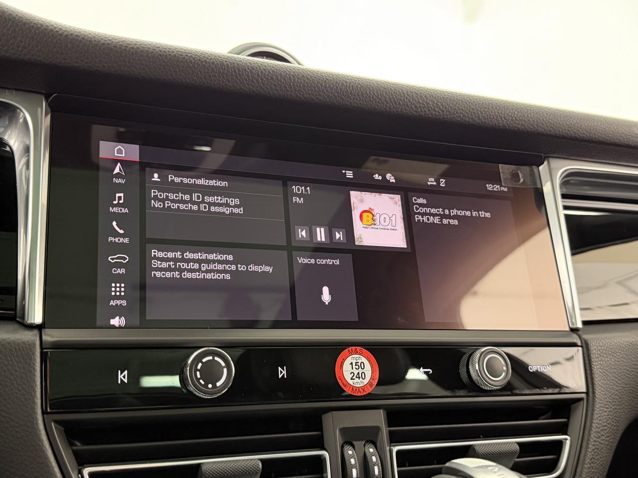 2026 Porsche Macan Newark DE