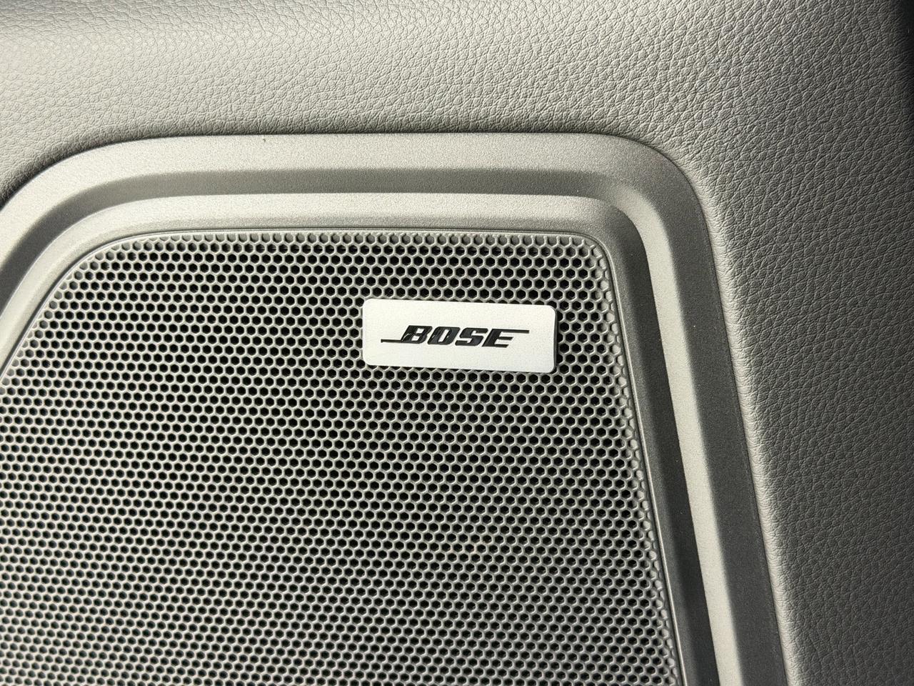 2026 Porsche Macan Newark DE