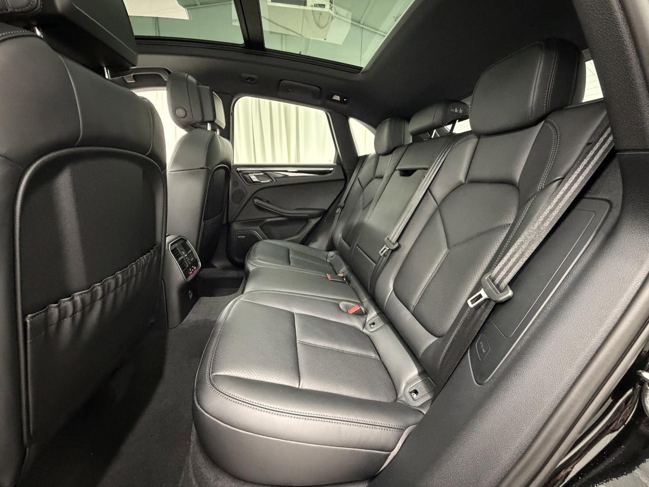 2026 Porsche Macan Newark DE